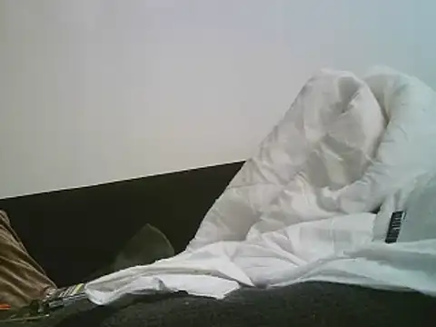 Snapshot of PocoLoco420 chatting on October 1, 2025, 9:32 pm PocoLoco420 online show from October 1, 2025, 9:32 pm