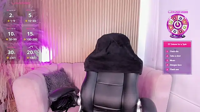 sophie ws online show from December 28, 2024, 9:08 pm