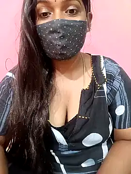 Snapshot of Renuma chatting on January 8, 2025, 3:08 am Renuma online show from January 8, 2025, 3:08 am