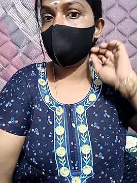 Snapshot of Renuma chatting on September 9, 2025, 11:43 am Renuma online show from September 9, 2025, 11:43 am