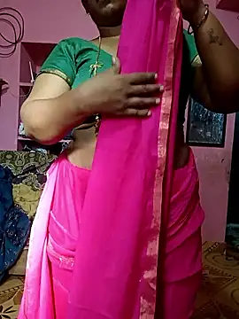 Snapshot of Renuma chatting on September 25, 2025, 2:37 am Renuma online show from September 25, 2025, 2:37 am