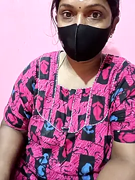 Snapshot of Renuma chatting on October 16, 2025, 6:20 pm Renuma online show from October 16, 2025, 6:20 pm