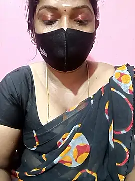 Snapshot of Renuma chatting on October 29, 2025, 3:58 pm Renuma online show from October 29, 2025, 3:58 pm