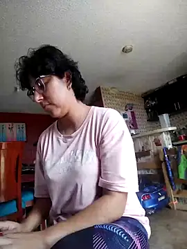 Snapshot of Im_Alma_ chatting on December 2, 2024, 4:42 pm Im Alma online show from December 2, 2024, 4:42 pm