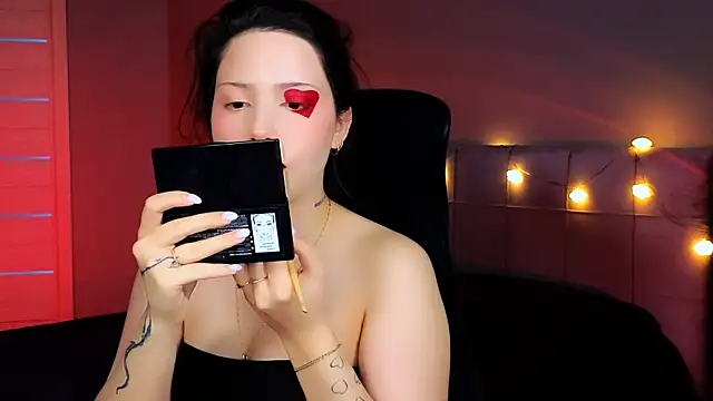 Snapshot of Stacy_Gonzales_ chatting on February 14, 2025, 8:10 am Stacy Gonzales  online show from February 14, 2025, 8:10 am