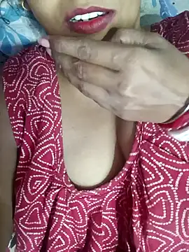 Snapshot of Wifesuman40 chatting on December 6, 2024, 6:59 am Wifesuman40 online show from December 6, 2024, 6:59 am