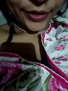 Snapshot of Wifesuman40 chatting on December 15, 2024, 8:04 pm Wifesuman40 online show from December 15, 2024, 8:04 pm