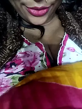 Snapshot of Wifesuman40 chatting on December 21, 2024, 5:29 pm Wifesuman40 online show from December 21, 2024, 5:29 pm