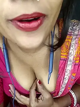 Snapshot of Wifesuman40 chatting on January 4, 2025, 6:19 am Wifesuman40 online show from January 4, 2025, 6:19 am