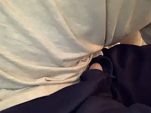 Snapshot of skatebored chatting on December 29, 2024, 6:16 pm skatebored online show from December 29, 2024, 6:16 pm