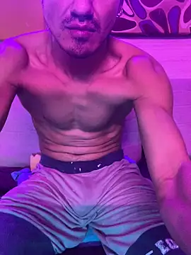 Snapshot of thesummerboy chatting on December 11, 2024, 8:18 pm thesummerboy online show from December 11, 2024, 8:18 pm