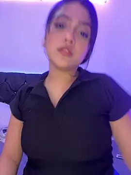 alisson carolina73 online show from December 8, 2024, 10:25 pm