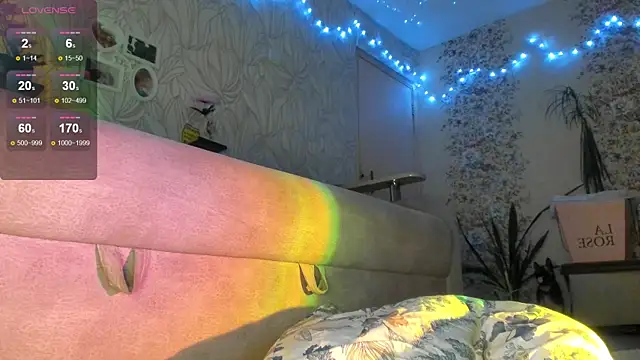 Snapshot of Yay_Nicky chatting on February 11, 2025, 9:46 pm Yay Nicky online show from February 11, 2025, 9:46 pm