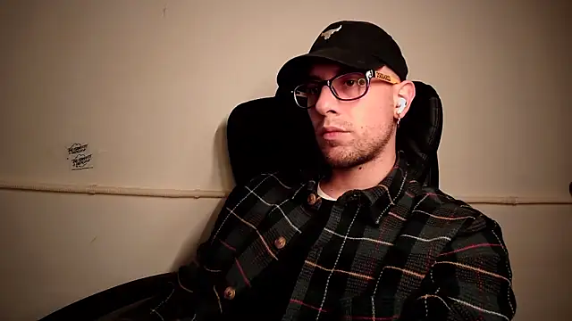 mikealcorleone online show from January 19, 2025, 7:15 pm