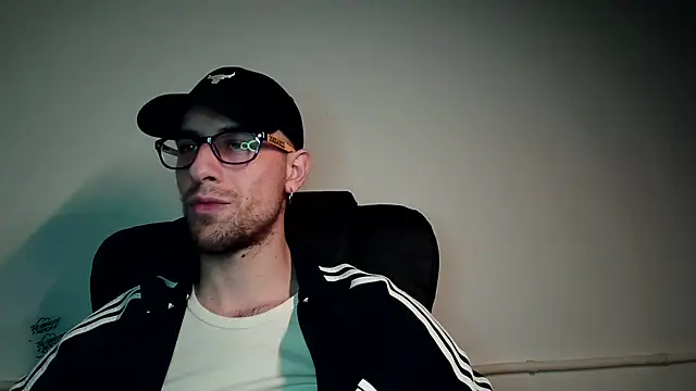 mikealcorleone online show from January 24, 2025, 12:42 am