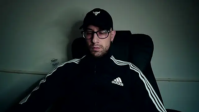 mikealcorleone online show from February 9, 2025, 11:46 pm