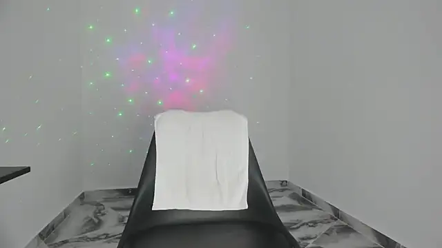 Snapshot of mikee_scooth chatting on November 5, 2025, 11:27 pm mikee scooth online show from November 5, 2025, 11:27 pm