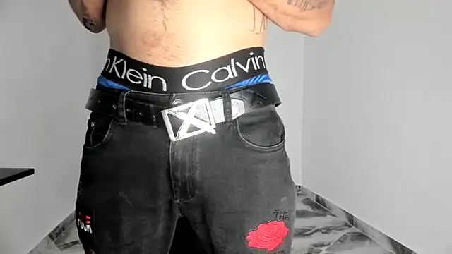 Snapshot of mikee_scooth chatting on November 7, 2025, 9:53 am mikee scooth online show from November 7, 2025, 9:53 am