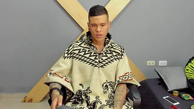 Snapshot of jamesinked_ chatting on December 23, 2024, 5:32 pm jamesinked online show from December 23, 2024, 5:32 pm