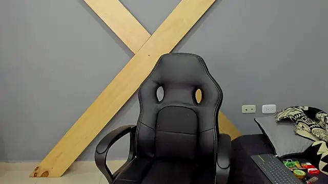 Snapshot of jamesinked_ chatting on December 26, 2024, 3:42 pm jamesinked online show from December 26, 2024, 3:42 pm