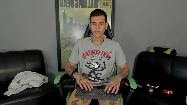 Snapshot of jamesinked_ chatting on January 27, 2025, 6:52 pm jamesinked online show from January 27, 2025, 6:52 pm