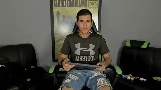 Snapshot of jamesinked_ chatting on February 12, 2025, 10:26 pm jamesinked online show from February 12, 2025, 10:26 pm