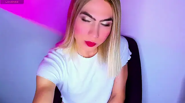 Snapshot of saskya chatting on February 5, 2025, 8:11 am saskya online show from February 5, 2025, 8:11 am