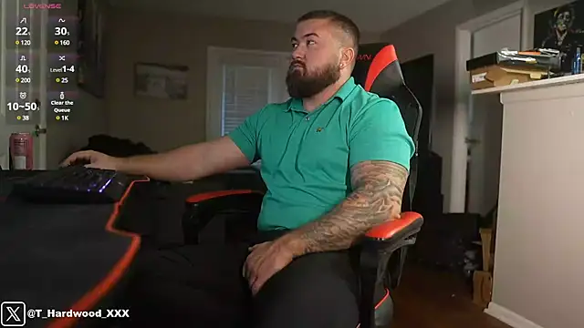 Snapshot of B_The_Creator_X chatting on March 4, 2025, 11:22 pm B The Creator X online show from March 4, 2025, 11:22 pm