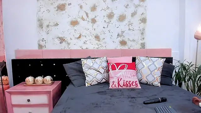 Snapshot of BERGINY_ chatting on March 11, 2025, 1:56 pm BERGINY online show from March 11, 2025, 1:56 pm