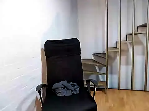 Snapshot of Jessie_Desire chatting on January 18, 2025, 6:03 am Jessie Desire online show from January 18, 2025, 6:03 am