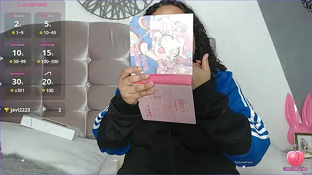 Snapshot of paytonbailey chatting on December 14, 2024, 12:33 pm paytonbailey online show from December 14, 2024, 12:33 pm