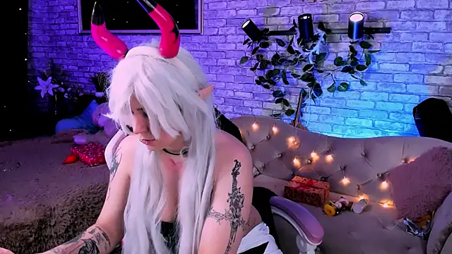 Snapshot of Alex_Howell chatting on January 6, 2025, 2:26 am Alex Howell online show from January 6, 2025, 2:26 am