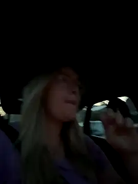 Snapshot of xX_HotCouple_Xx chatting on September 28, 2025, 5:40 pm xX HotCouple Xx online show from September 28, 2025, 5:40 pm