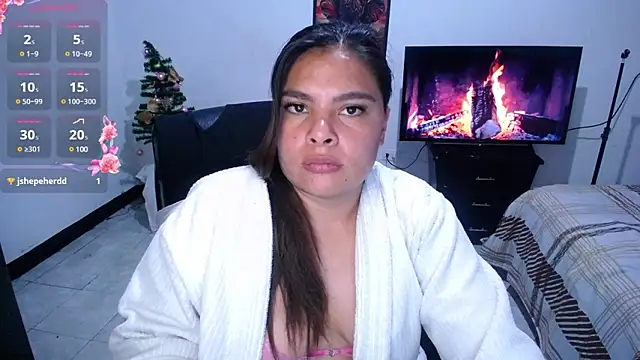 Snapshot of goddess_valXX chatting on December 9, 2024, 9:37 pm goddess valXX online show from December 9, 2024, 9:37 pm