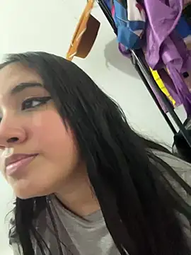 melyescobar online show from January 3, 2025, 3:12 pm