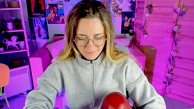 Snapshot of LadyIzabel chatting on January 28, 2025, 2:53 pm LadyIzabel online show from January 28, 2025, 2:53 pm