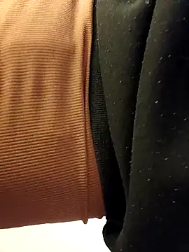 Snapshot of Bigass_skir chatting on January 15, 2025, 8:58 pm Bigass skir online show from January 15, 2025, 8:58 pm