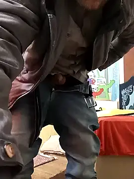 Snapshot of okan3456ok chatting on February 2, 2025, 5:37 pm okan3456ok online show from February 2, 2025, 5:37 pm