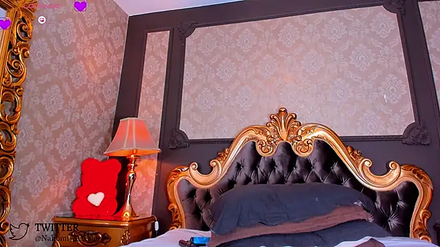 Snapshot of NahomiAcosta chatting on January 17, 2025, 1:47 am NahomiAcosta online show from January 17, 2025, 1:47 am