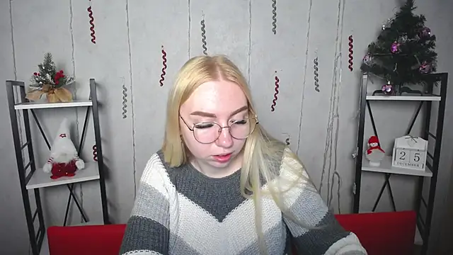 Snapshot of BeatriceFly chatting on December 25, 2024, 9:34 am BeatriceFly online show from December 25, 2024, 9:34 am