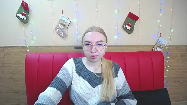 Snapshot of BeatriceFly chatting on December 28, 2024, 9:20 am BeatriceFly online show from December 28, 2024, 9:20 am