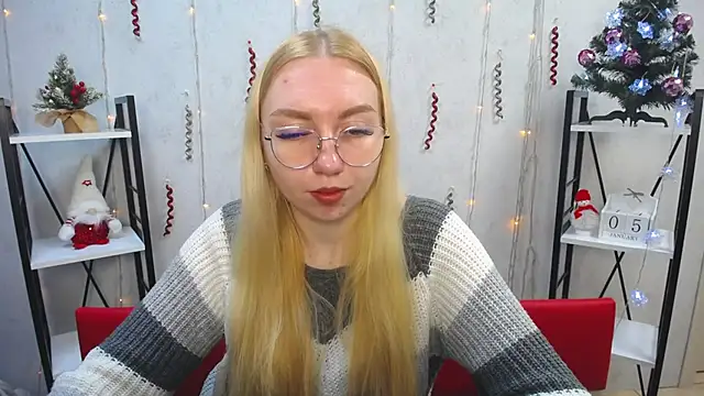 Snapshot of BeatriceFly chatting on January 5, 2025, 9:15 am BeatriceFly online show from January 5, 2025, 9:15 am