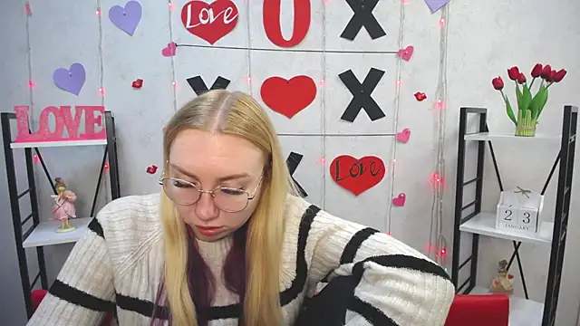 Snapshot of BeatriceFly chatting on January 23, 2025, 7:11 am BeatriceFly online show from January 23, 2025, 7:11 am