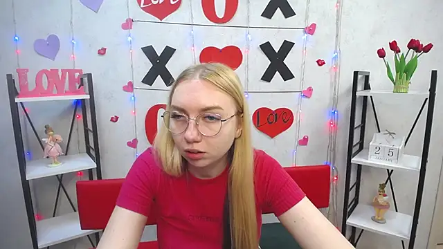 Snapshot of BeatriceFly chatting on January 25, 2025, 1:41 pm BeatriceFly online show from January 25, 2025, 1:41 pm