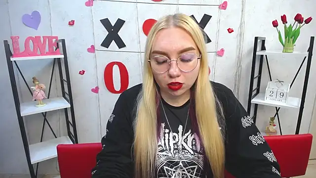 Snapshot of BeatriceFly chatting on January 29, 2025, 3:15 pm BeatriceFly online show from January 29, 2025, 3:15 pm