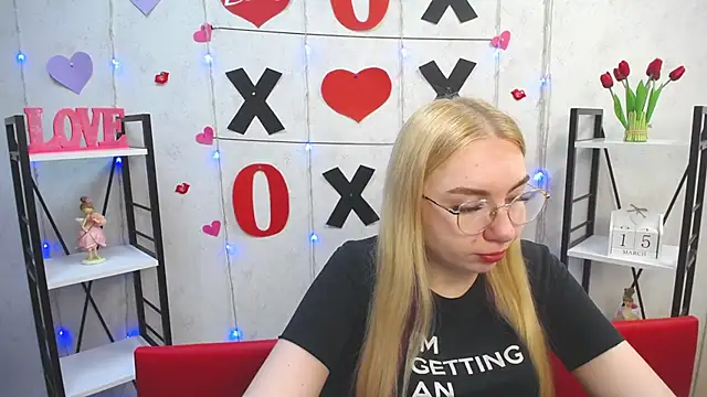 Snapshot of BeatriceFly chatting on March 15, 2025, 3:59 pm BeatriceFly online show from March 15, 2025, 3:59 pm