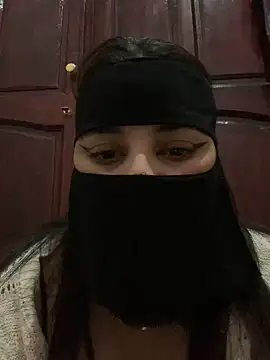 Snapshot of Miss-Soka chatting on December 18, 2024, 5:04 am Miss-Soka online show from December 18, 2024, 5:04 am