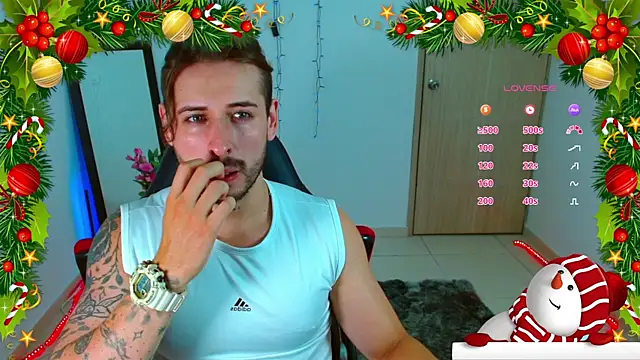 Snapshot of Ares_blue chatting on December 14, 2024, 11:39 am Ares blue online show from December 14, 2024, 11:39 am