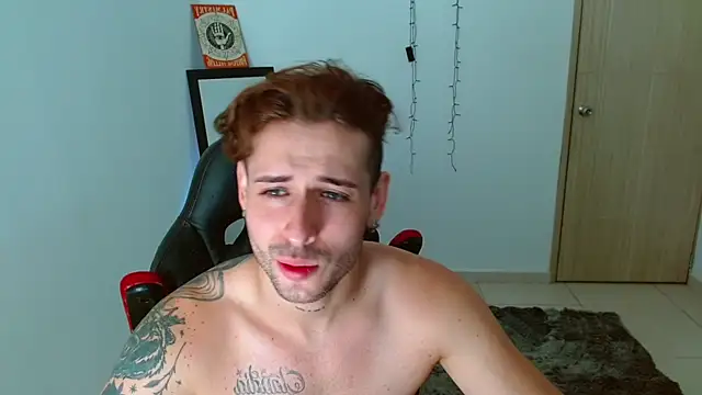 Snapshot of Ares_blue chatting on January 15, 2025, 2:24 pm Ares blue online show from January 15, 2025, 2:24 pm