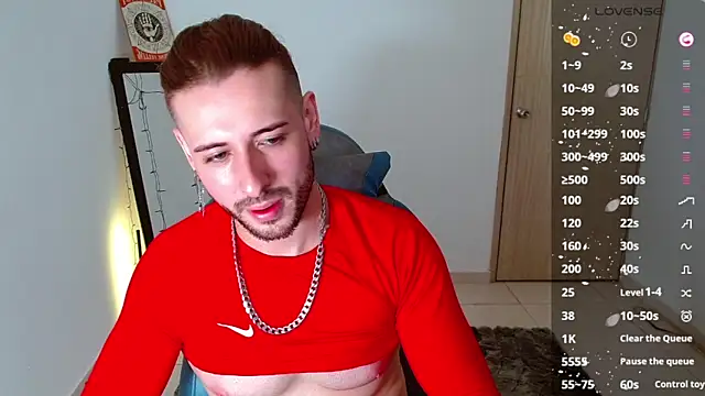 Snapshot of Ares_blue chatting on February 10, 2025, 12:39 pm Ares blue online show from February 10, 2025, 12:39 pm